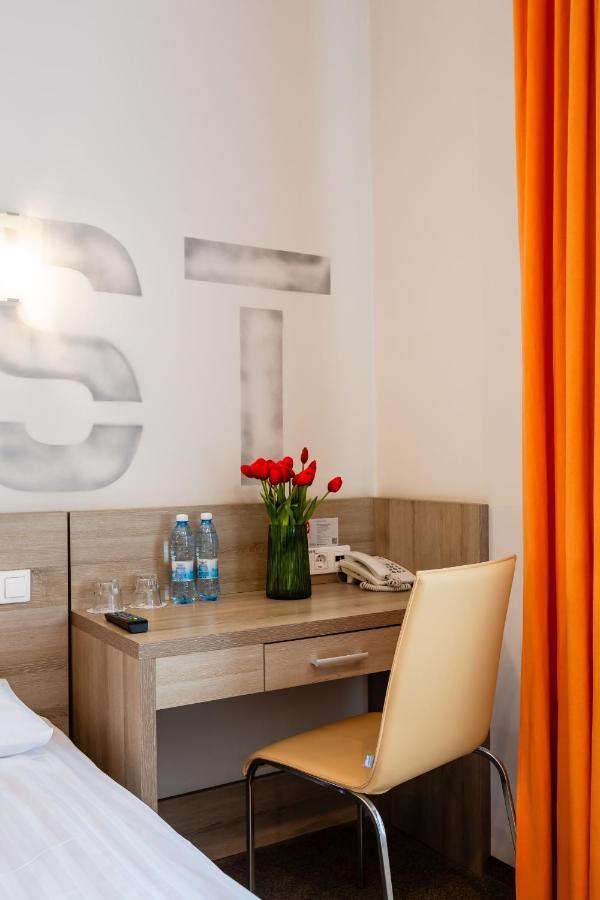 Practicotel Kiev Extérieur photo