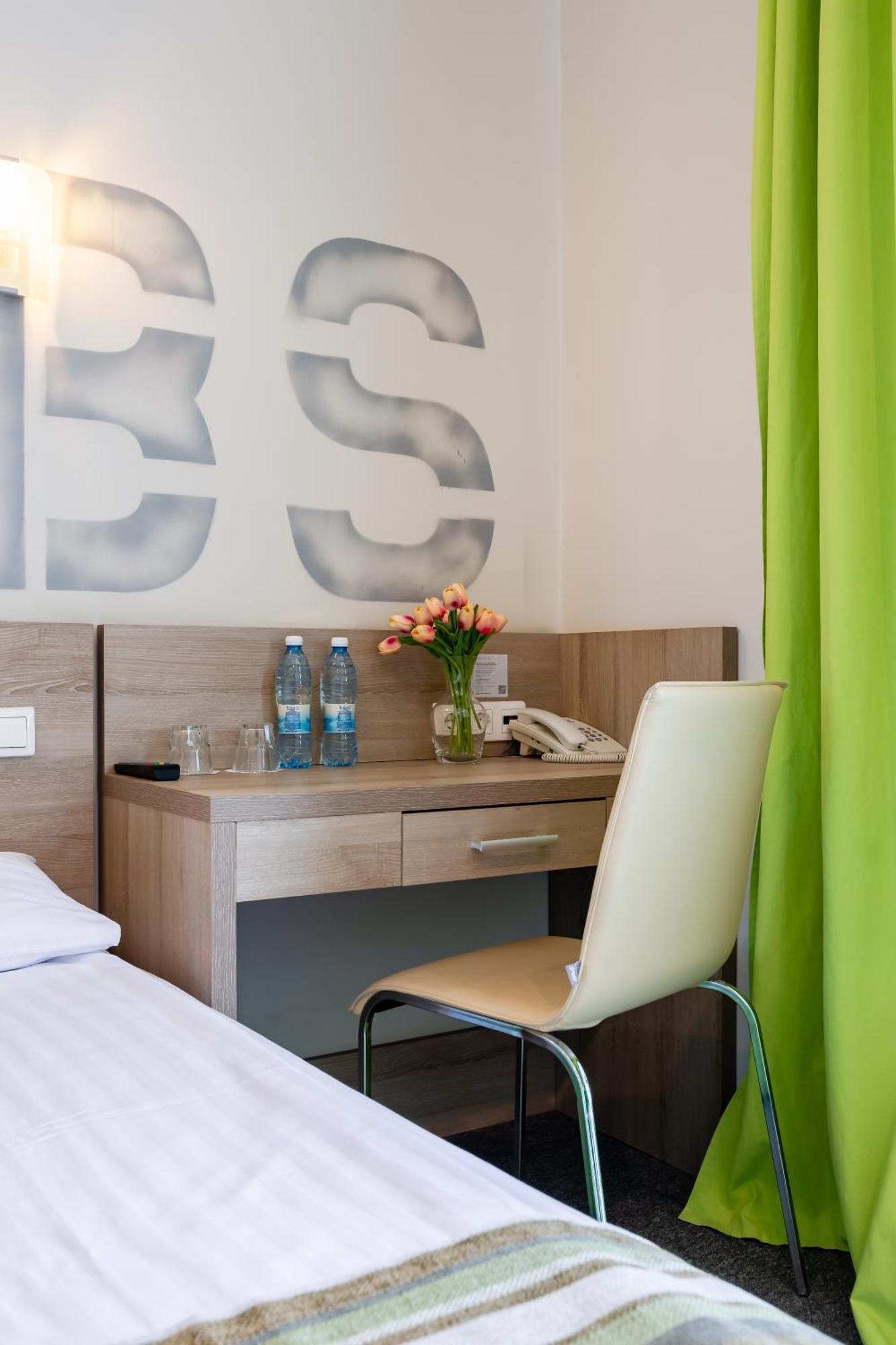 Practicotel Kiev Extérieur photo