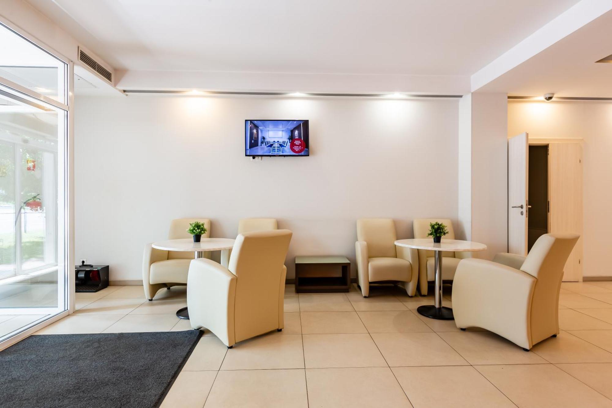Practicotel Kiev Extérieur photo